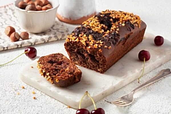 GLUTENSİZ VİŞNELİ KEK